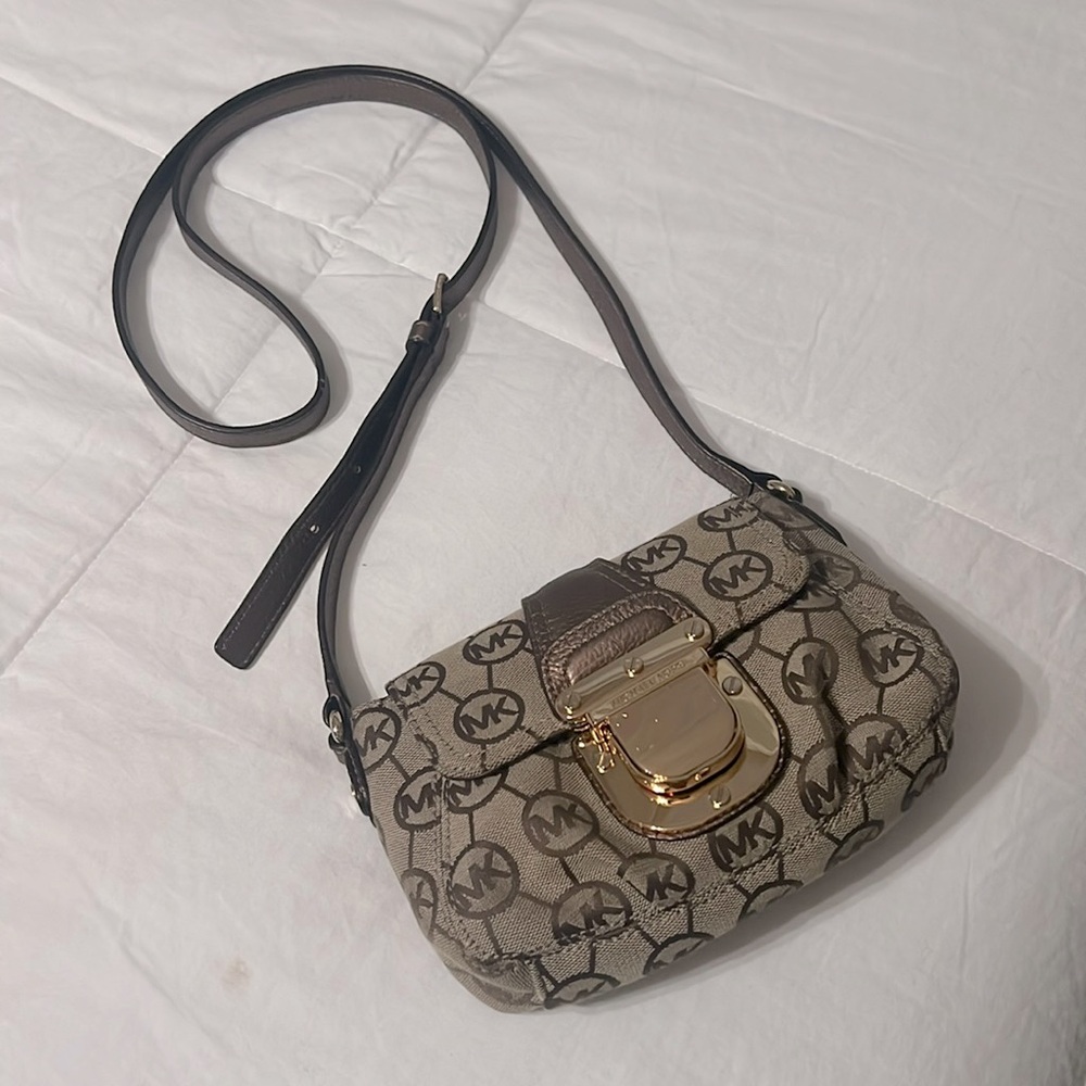 Michael Kors crossbody bag